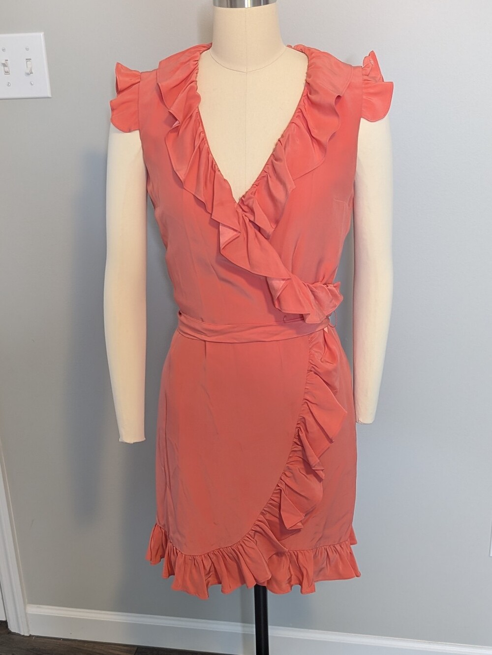 Britt Ryan Coral Ruffle Silk Wrap Mini Dress Size 6